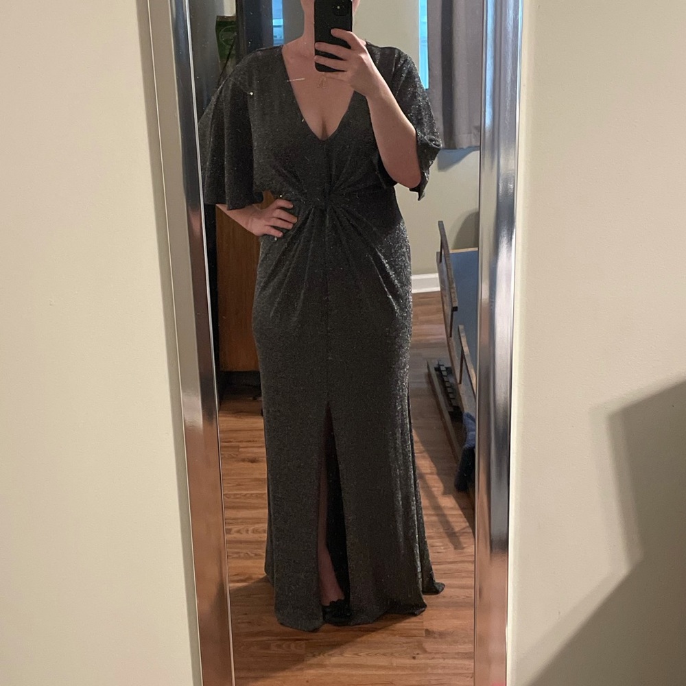 Betsy & Adam formal gown black/silver